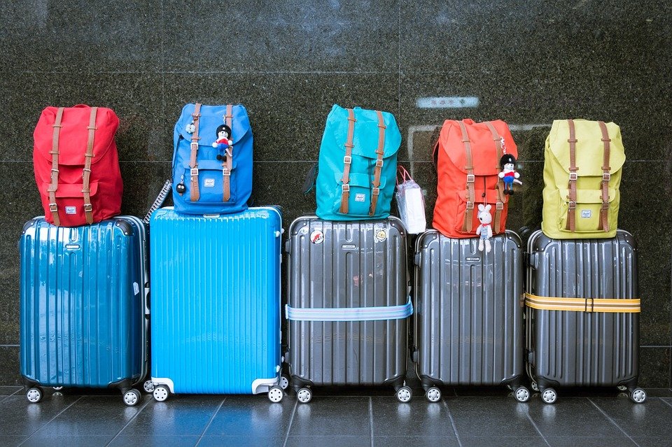 How to Pack a Suitcase for Travel