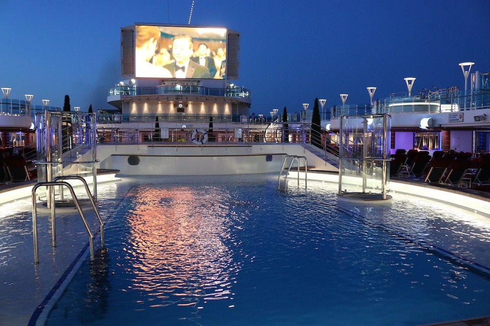 Outdoor Movie Screen