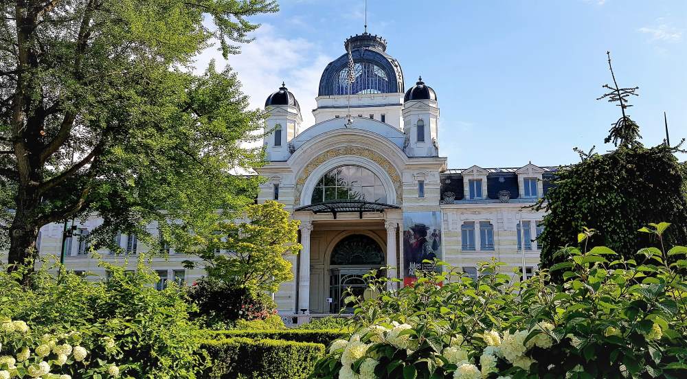 Palais Lumiere Evian les Bains