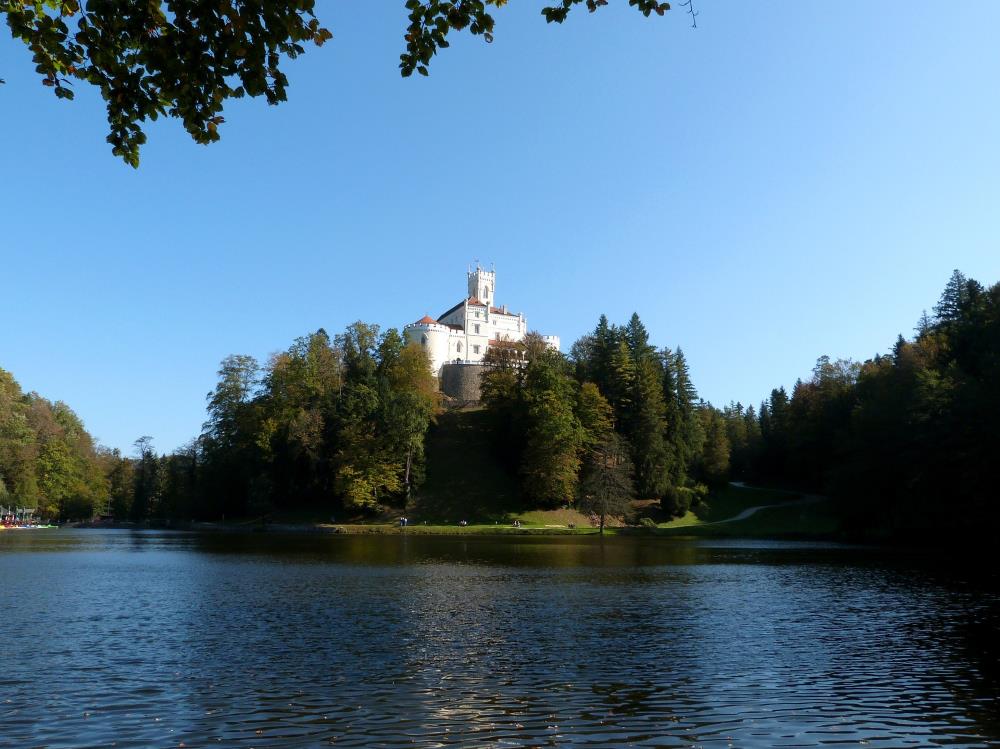 Trakošćan Castle from across the lake