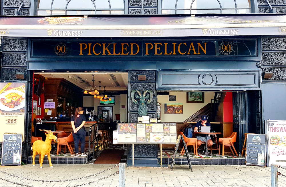 Pickled Pelican Pub Hong Kong Island