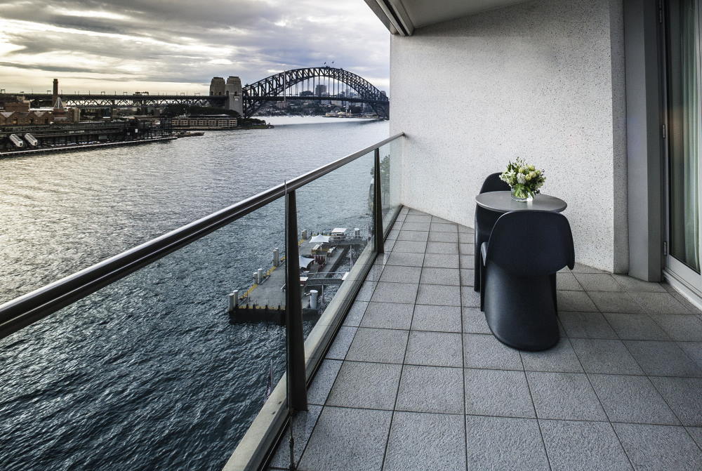 Views of Sydney Harbour Bridge