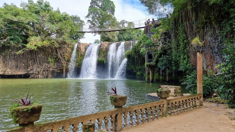 Paronella Park waterfall