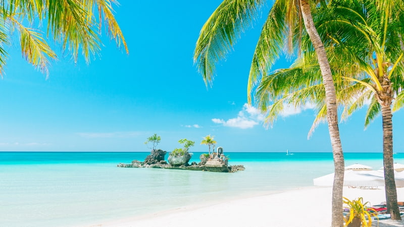 Relaxing on a beach in the Philippines is for many the perfect holiday.