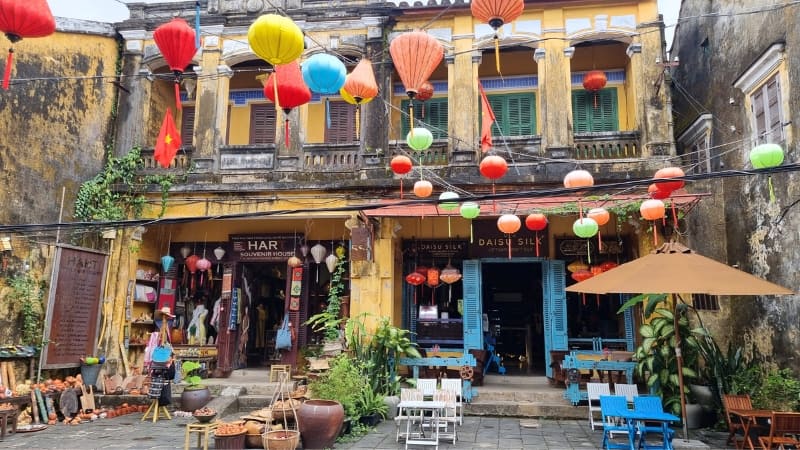 Vietnam tours from Australia Hoi An buildings