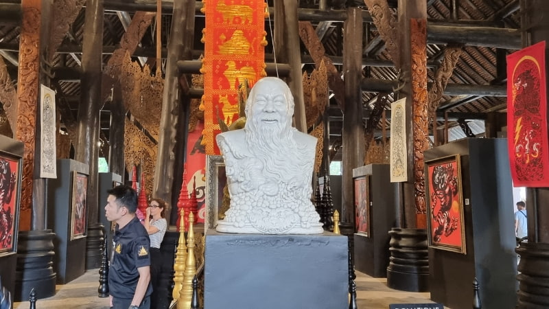 Is Chiang Rai worth visiting The Black House interior